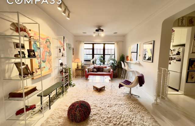 290 Sixth Avenue photos photos