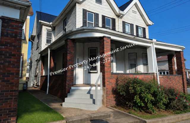 1525 3rd Avenue Gallery 1