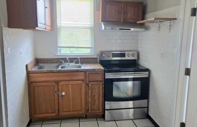 Charming 3BR House in Fairmount Heights Gallery 4