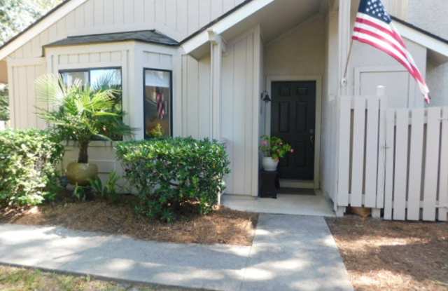 Lovely Condo In Marsh Side Gallery 1