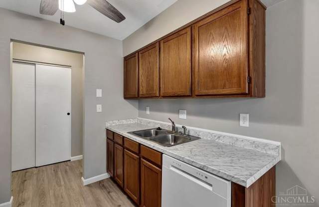 5066 Tri County View Drive Gallery 2