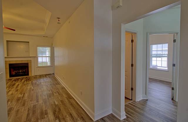 907 Rachel Lane Gallery 3
