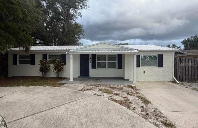 4929 BROOKMEADE Drive Gallery 1