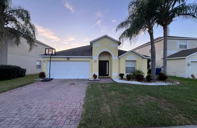 Spacious 3BR House in New Port Richey Gallery 1