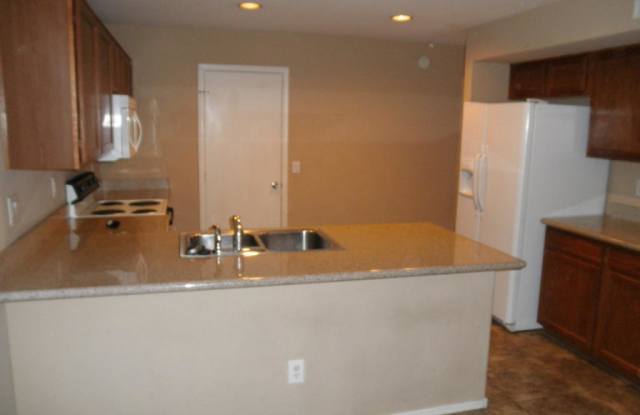 2150 E ARABIAN Drive Gallery 3