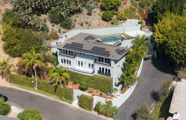 1404 Devlin Dr Gallery 3