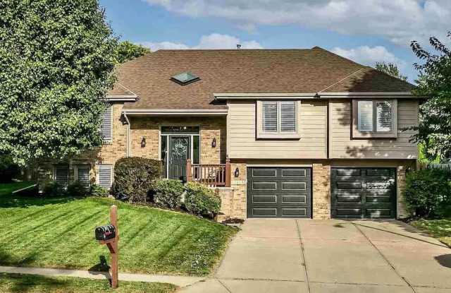 West Omaha Gem!! photos photos