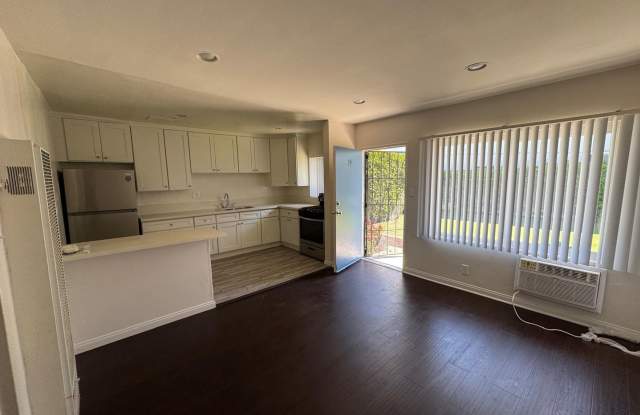 11207p photos photos