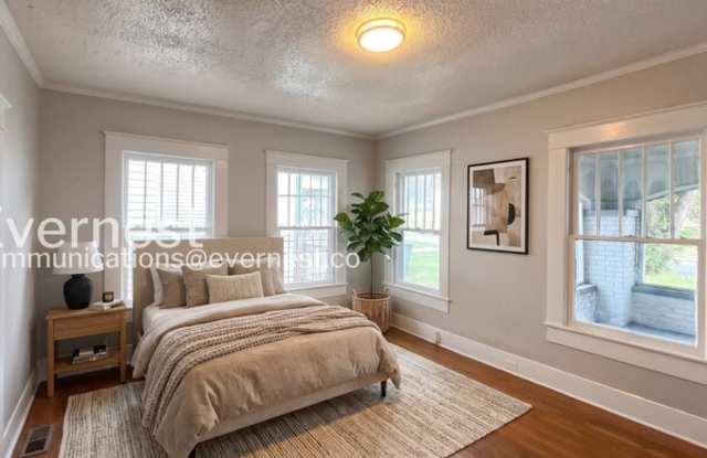 4232 Terrace South Gallery 3
