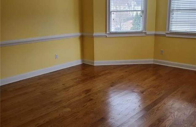 2002 Mccook Drive NW Gallery 4