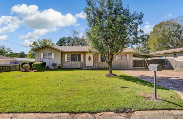 257 Pemberton Drive - 257 Pemberton Drive, Pearl, MS 39208