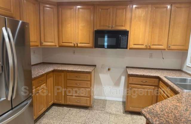 1745 Holly Drive - 1745 Holly Drive, Glendale, CA 91206
