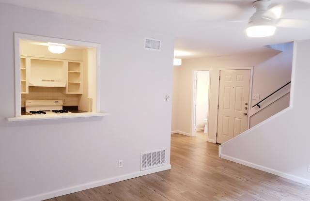 2405 Mission Hill Drive photos photos