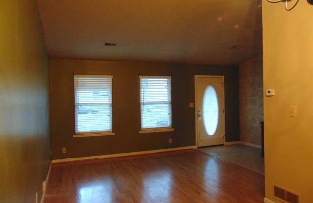 247 Independence Dr Gallery 3
