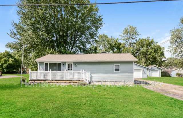 2238 Cosmos Dr - 2238 Cosmos Drive, Loveland Park, OH 45140