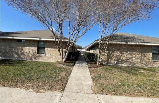 2313 Dora Jeanne Drive Gallery 1