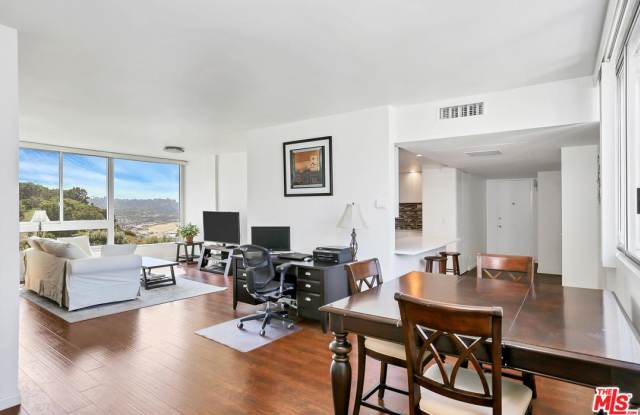17350 West SUNSET Boulevard Gallery 4