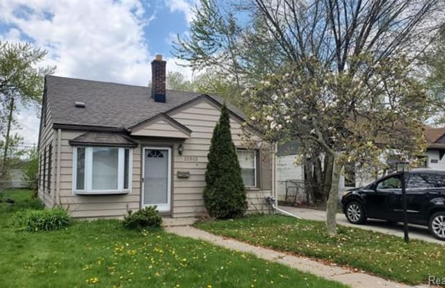 22813 ROSALIND Avenue - 22813 Rosalind Avenue, Eastpointe, MI 48021