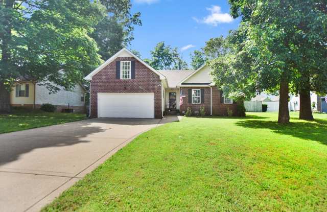 Pet Friendly Three Bedroom with Pool! photos photos