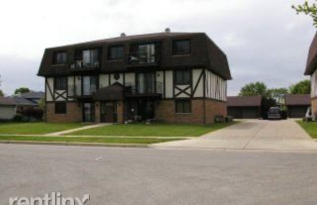 773 Lippert Lane 2W - 773 Lippert Lane, Glendale Heights, IL 60139