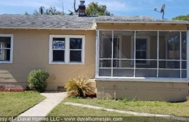 7348 Wakefield Ave photos photos
