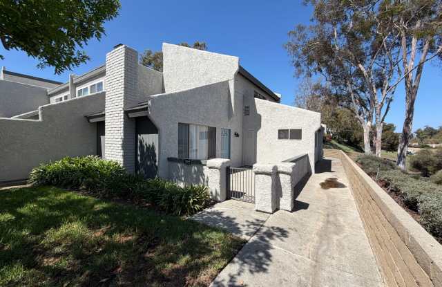 Sea Breeze Village: 2 Bedroom 2 Bath Attached Townhouse Gallery 1