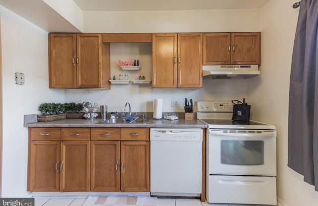 9066 REYNOLDS Place Gallery 3