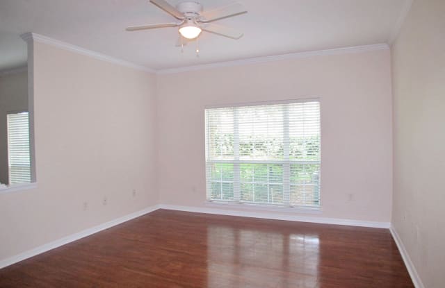 7800 POINT MEADOWS 113 DR - 7800 Point Meadows Dr 113, Jacksonville, FL 32256