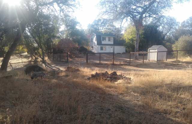 2 Bedroom Single Family Home in Loomis-Bring your Animals! photos photos