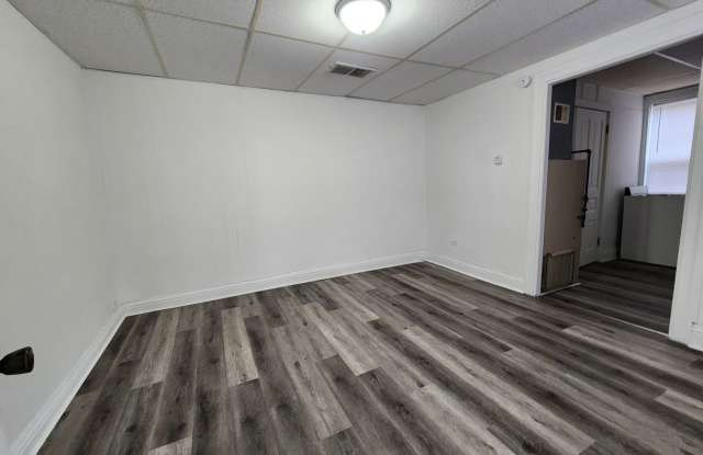 200 Woodward Ave Gallery 1