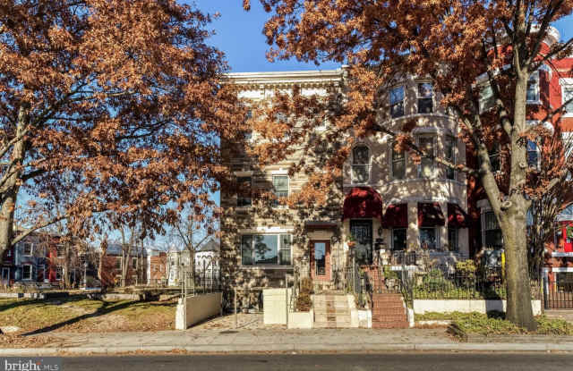 125 NEW YORK AVENUE NW - 125 New York Avenue Northwest, Washington, DC 20001