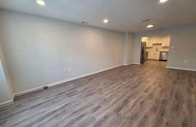 15040 CHERRYWOOD DR #3 Gallery 2