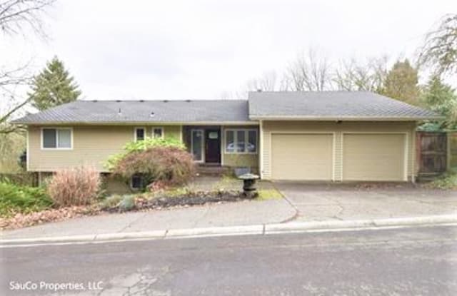 12 Mozarteum Court - 12 Mozarteum Court, Lake Oswego, OR 97035