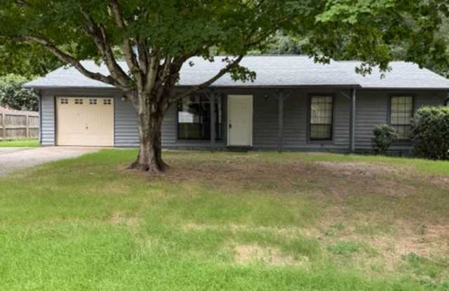 Ranch Home with 3BR/2BA Garage photos photos