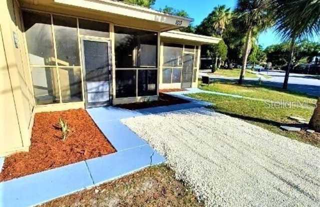 103 S EVERGREEN AVENUE - 103 South Evergreen Avenue, Clearwater, FL 33756