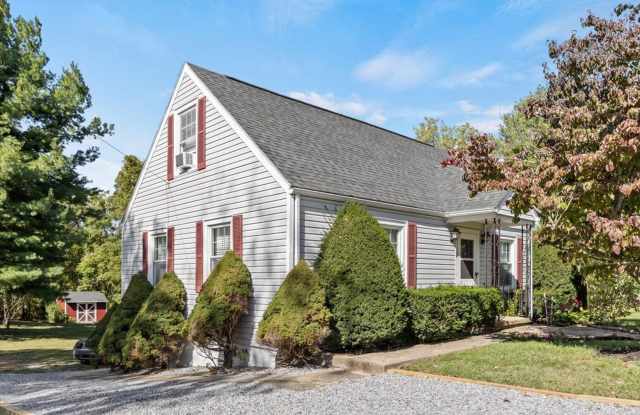 Great 3 Bedroom Cape in Staunton Ready NOW! - 78 Woodlee Road, Staunton, VA 24401