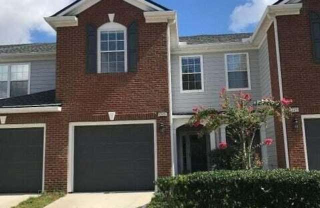 13457 STONE POND Drive - 13457 Stone Pond Drive, Jacksonville, FL 32224