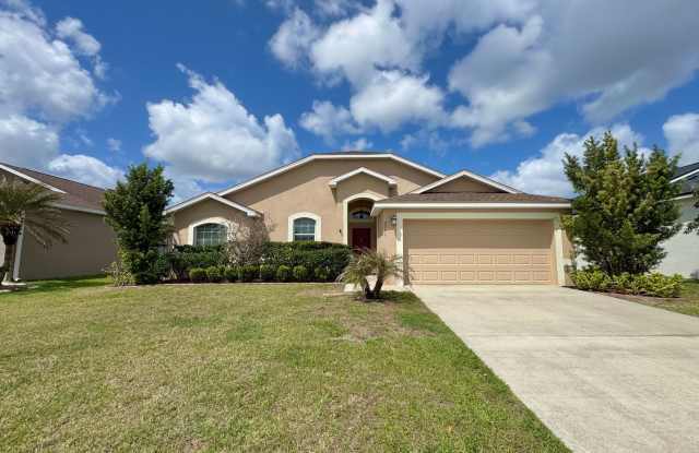 Gated Community of Mandolin photos photos