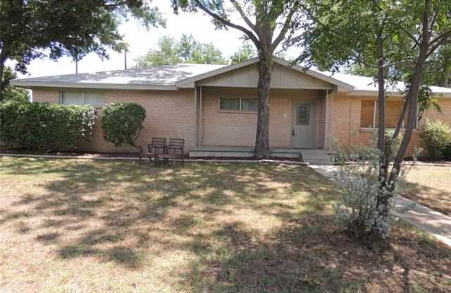 920 S Carroll Avenue S - 920 South Carroll Avenue, Southlake, TX 76092