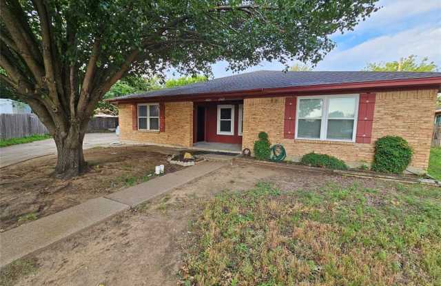 3433 Rall Court - 3433 Rall Court, Arlington, TX 76015