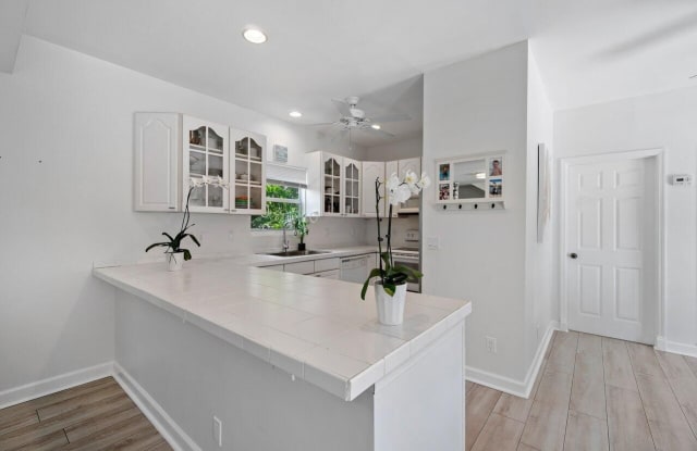 321 S L St - 321 South L Street, Lake Worth, FL 33460