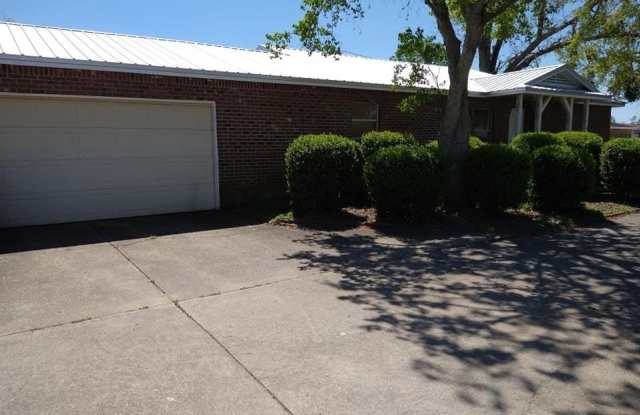 1612 N Cedar Street photos photos