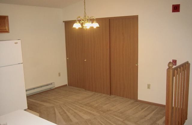 9136 W. Morgan Avenue Gallery 3