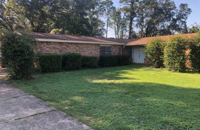 Lovely 4 Bedroom House for Rent! photos photos