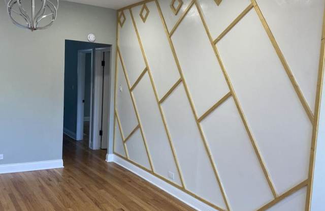 8011 South Dante Ave. Gallery 4