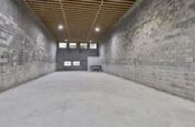 260 E Phil Ellena Street Gallery 2
