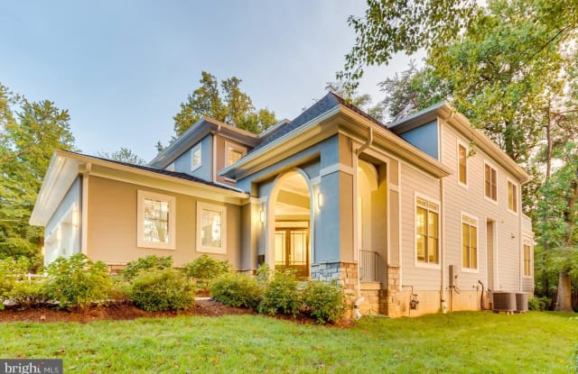 9814 FERNWOOD RD - 9814 Fernwood Road, North Bethesda, MD 20817