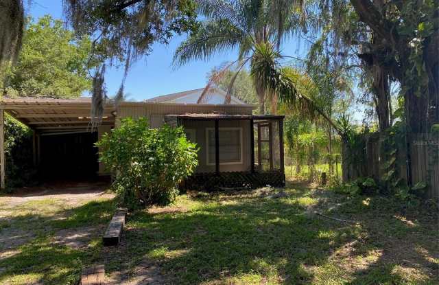 1626 ROOSEVELT AVENUE photos photos