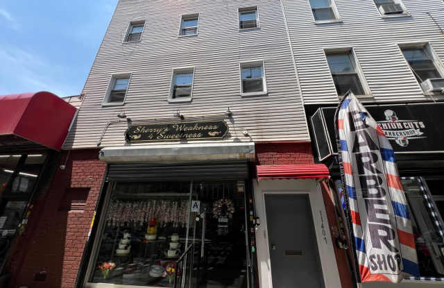 114-07 Jamaica Avenue photos photos