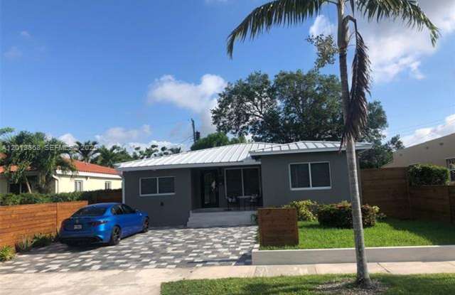 2235 SW 25th Ter, Miami, FL 33133 photos photos